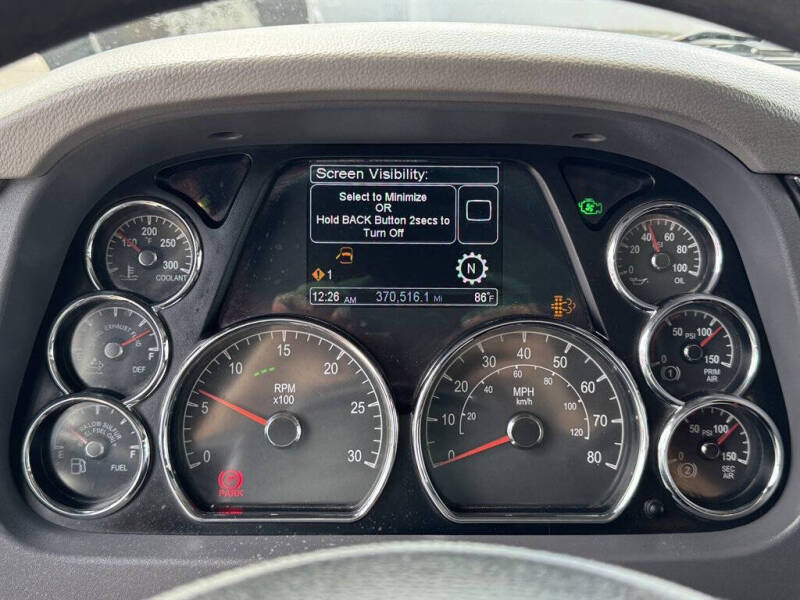 2017 Peterbilt 567