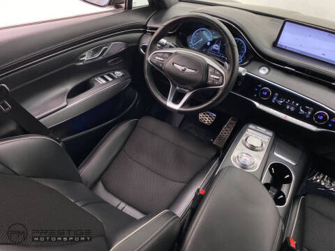 2023 Genesis GV70 2.5T Standard