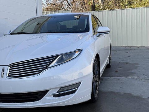 2014 Lincoln MKZ