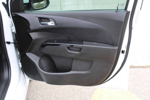 2018 Chevrolet Sonic LT Auto