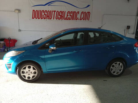 2013 Ford Fiesta for sale at DOUG'S AUTO SALES INC in Pleasant View TN