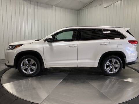 2019 Toyota Highlander for sale at HILAND TOYOTA in Moline IL