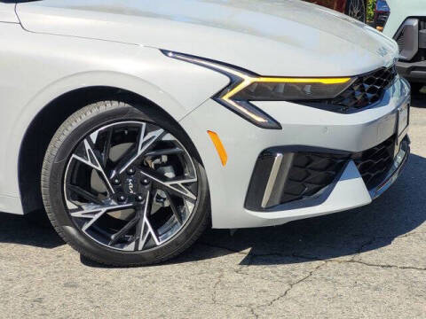 2025 Kia K5