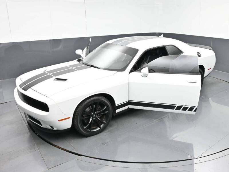 2017 Dodge Challenger SXT