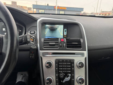 2015 Volvo XC60 T6 Platinum