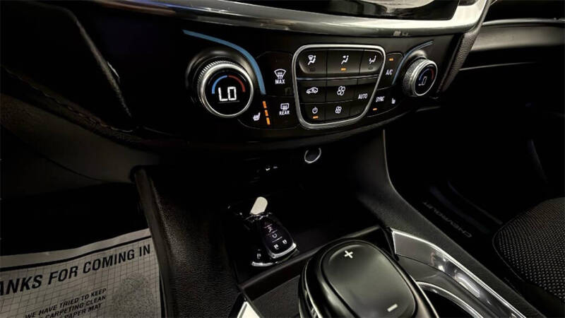 2018 Chevrolet Traverse LT Cloth