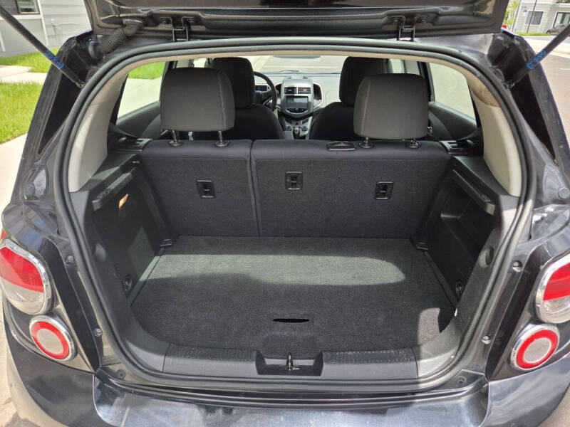 2016 Chevrolet Sonic LT Auto