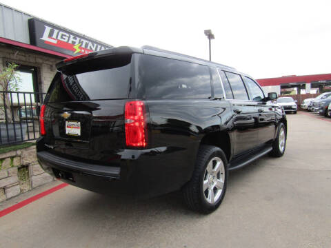 2016 Chevrolet Suburban LT