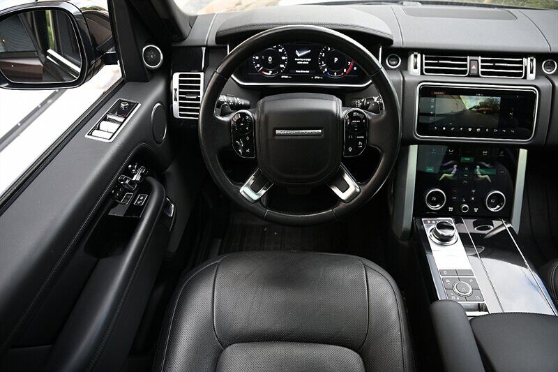 2019 Land Rover Range Rover 24