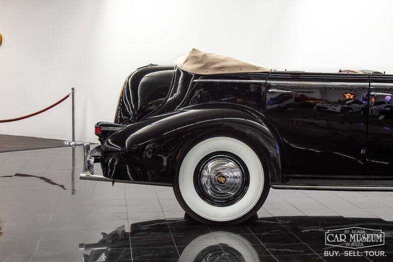 1937 Cadillac Series 85
