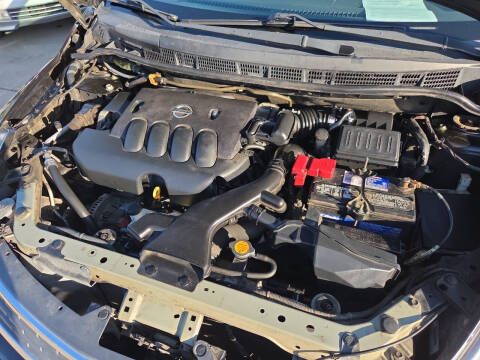 2009 Nissan Versa 1.8 SL