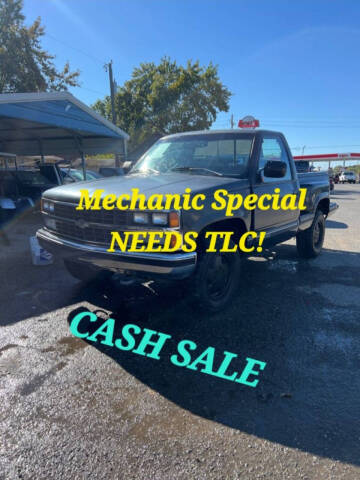 1989 Chevrolet C/K 1500 Series for sale at LEE AUTO SALES in McAlester OK