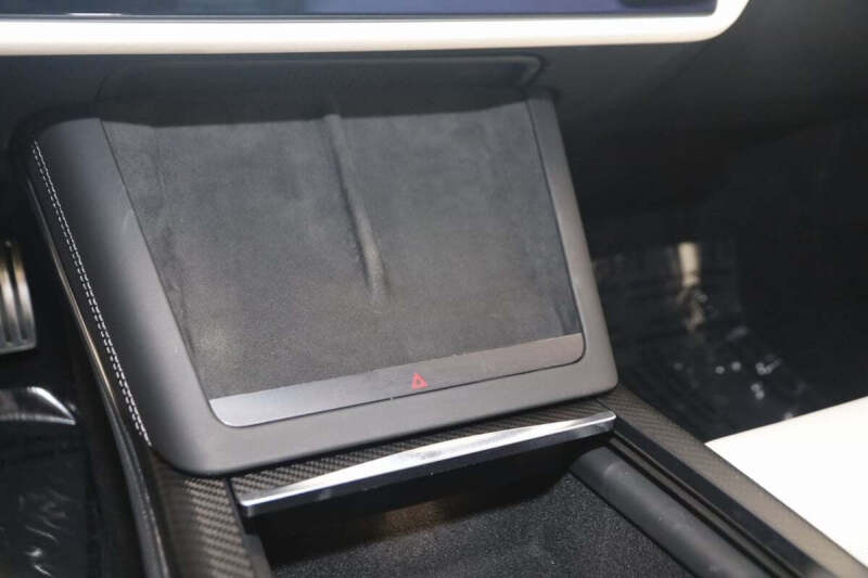 2022 Tesla Model S Plaid