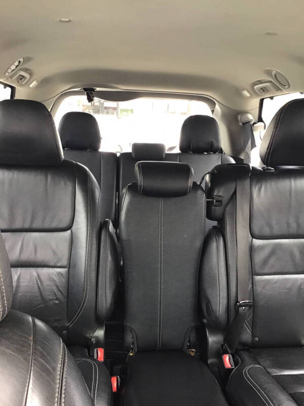 2016 Toyota Sienna SE Premium 8-Passenger