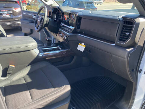 2025 GMC Sierra 1500