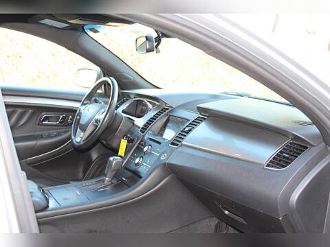 2013 Ford Taurus SEL