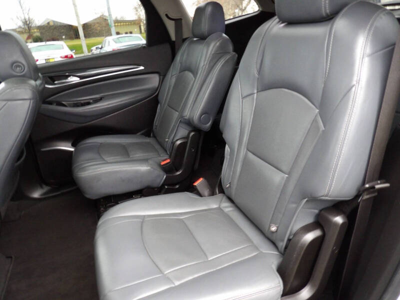 2020 Buick Enclave Essence