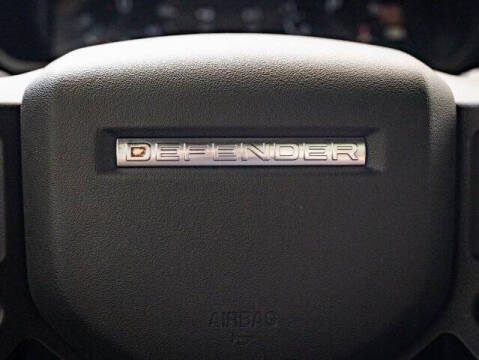 2024 Land Rover Defender 130 P400 Outbound