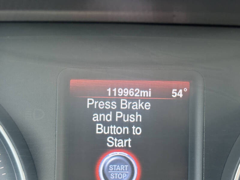 2013 Dodge Charger SE