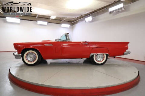 1957 Ford Thunderbird