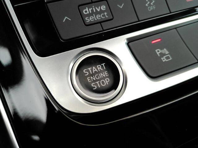 2023 Audi Q7 quattro Premium Plus 45 TFSI