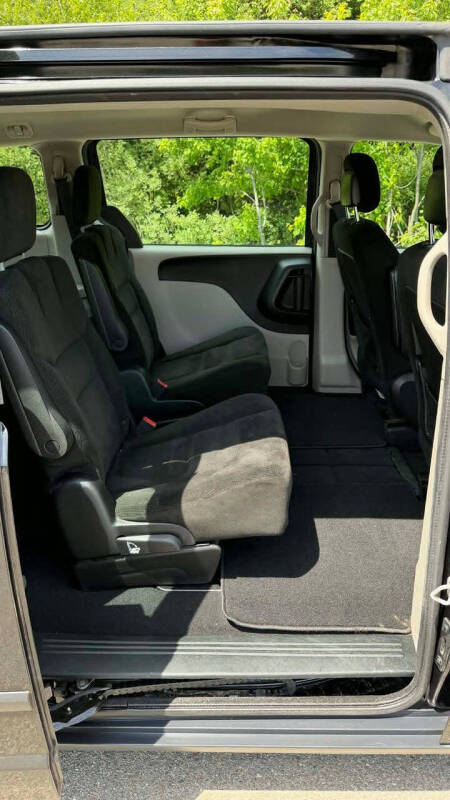 2016 Dodge Grand Caravan American Value Package