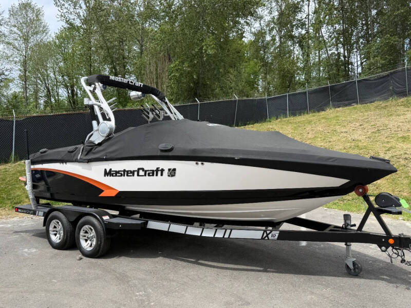 2014 MasterCraft X10