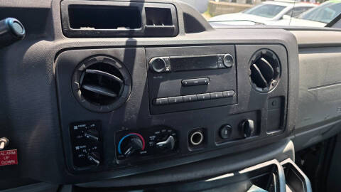 2009 Ford E-Series E-350 SD XL