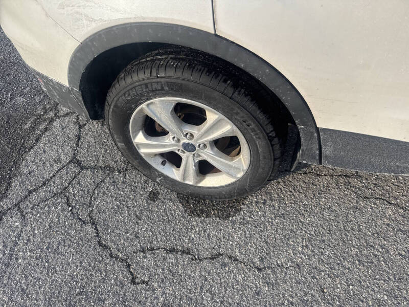2016 Ford Escape SE