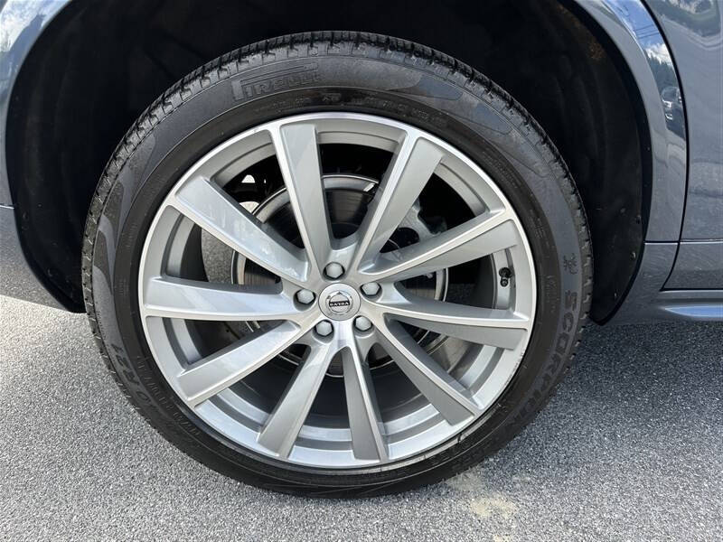 2023 Volvo XC90 B6 Plus Bright Theme 6P