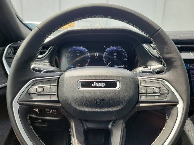 2026 Jeep Grand Cherokee Altitude