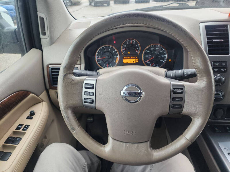 2011 Nissan Armada Platinum