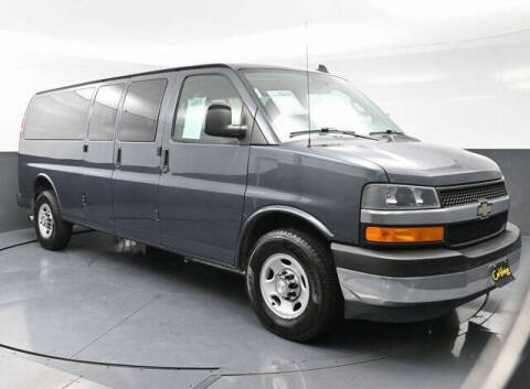 2017 Chevrolet Express LT 3500