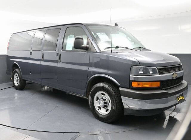 2017 Chevrolet Express LT 3500