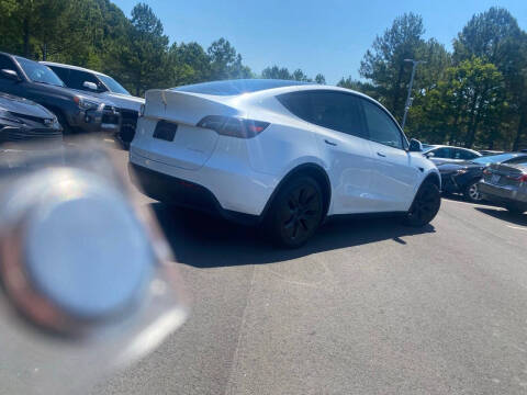 2024 Tesla Model Y Long Range