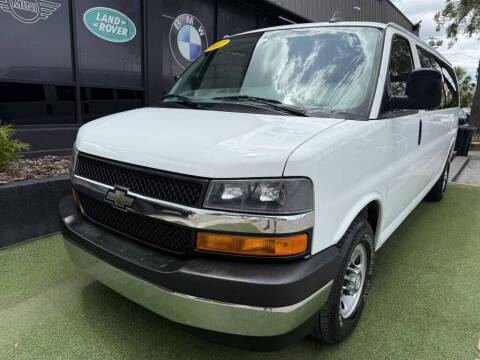 2017 Chevrolet Express LT 3500