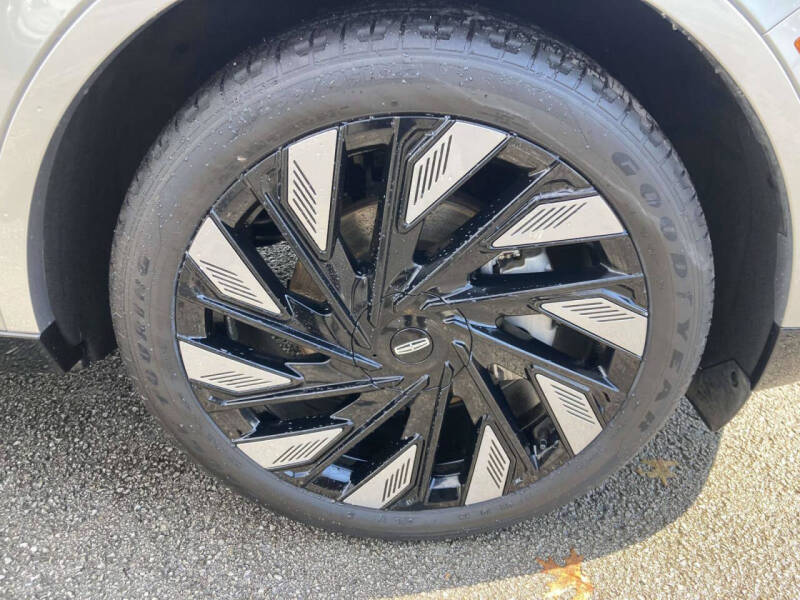 2024 Lincoln Nautilus Reserve