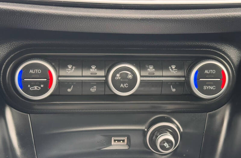 2020 Alfa Romeo Stelvio Ti Sport