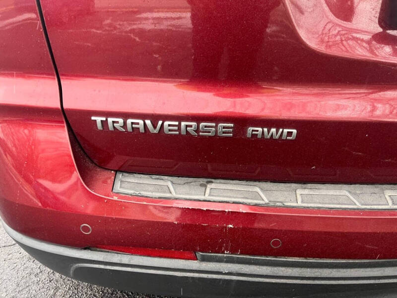 2017 Chevrolet Traverse LT