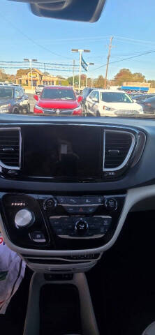 2021 Chrysler Pacifica Touring L