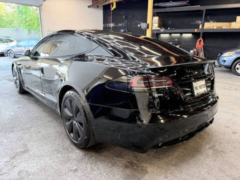 2022 Tesla Model S Plaid