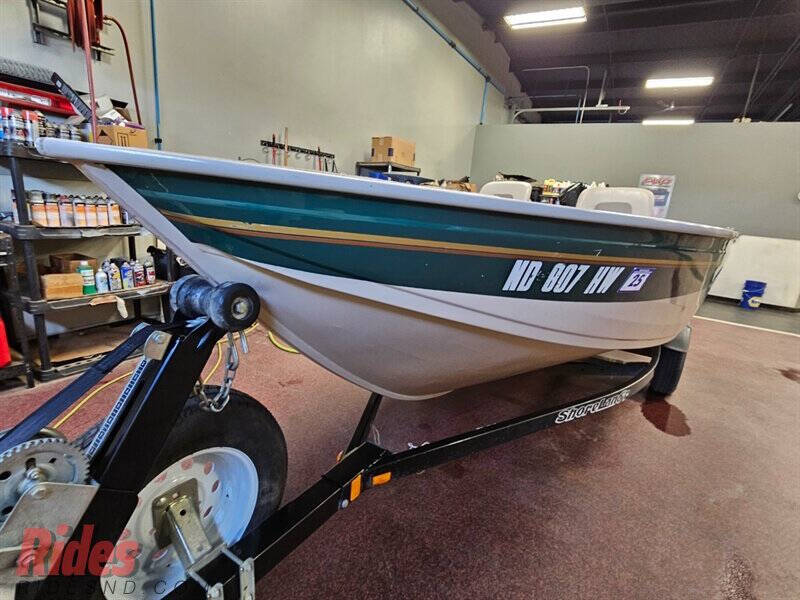 2003 Crestliner 1600