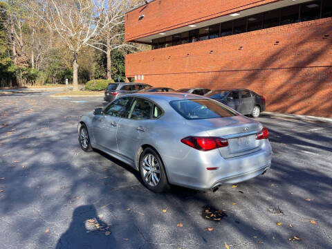 2015 Infiniti Q70 3.7