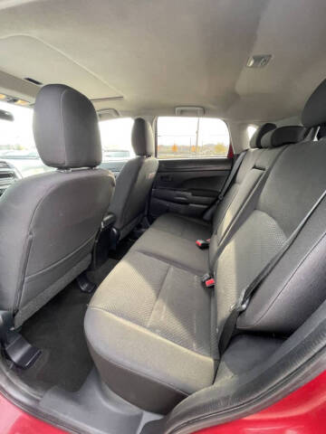 2015 Mitsubishi Outlander Sport 2.4 ES