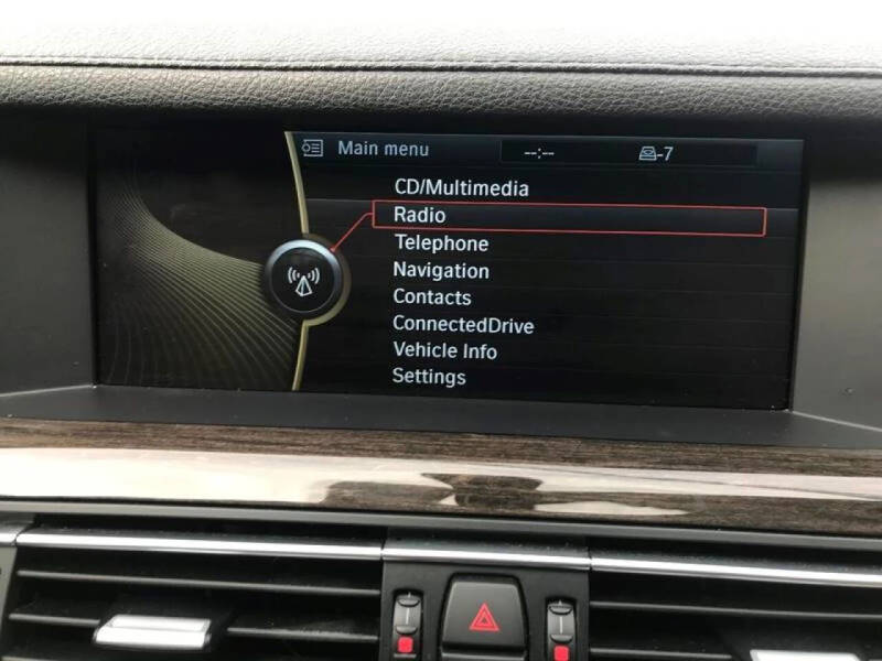 2011 BMW 7 Series 750Li xDrive