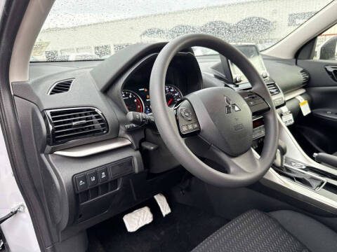 2026 Mitsubishi Eclipse Cross ES