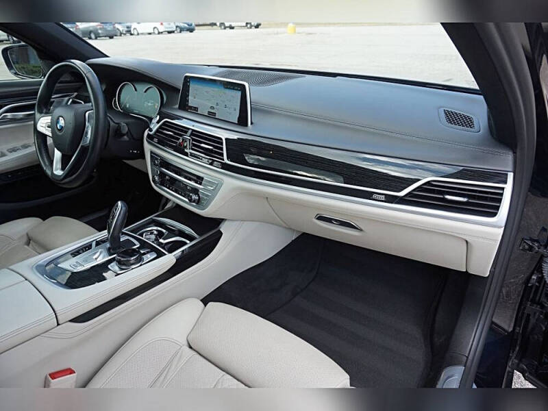 2019 BMW 7 Series 750i