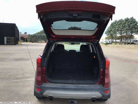 2019 Ford Escape SEL