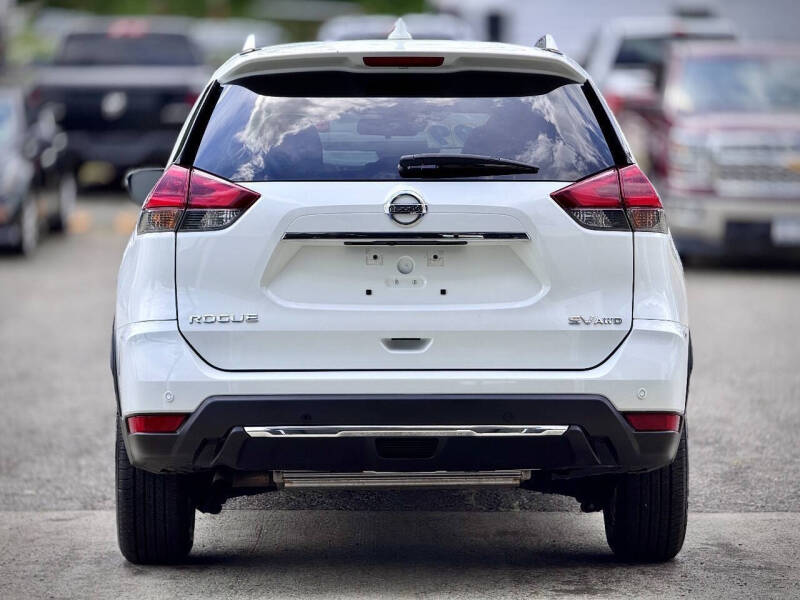2020 Nissan Rogue SV