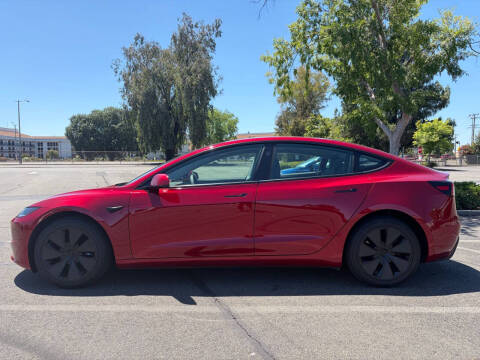 2025 Tesla Model 3 Long Range